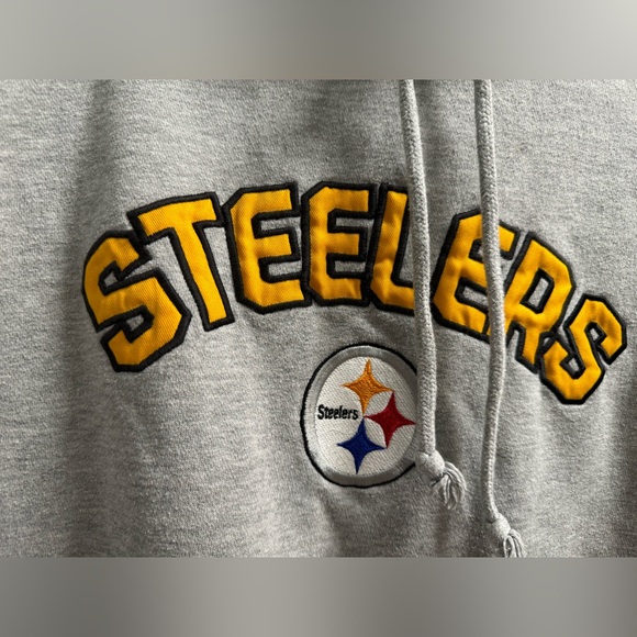 Steelers hoodie - Picture 2 of 4